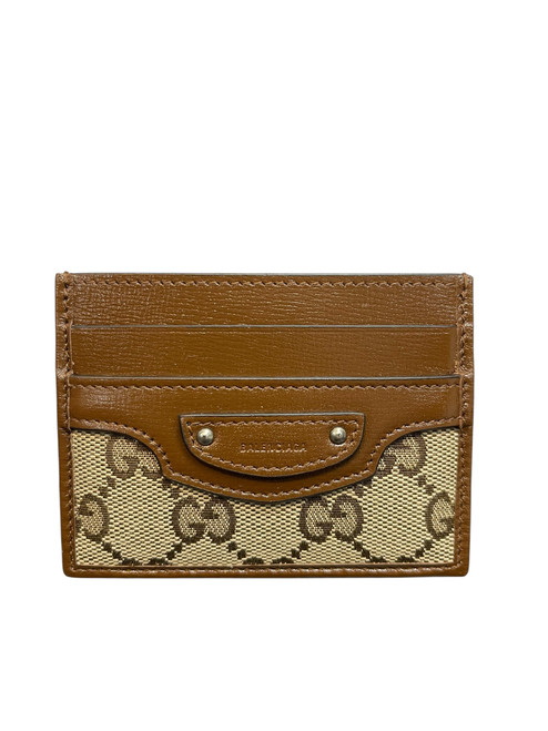 Vist Large View of Product Image Which is Used Gucci Leather Wallet