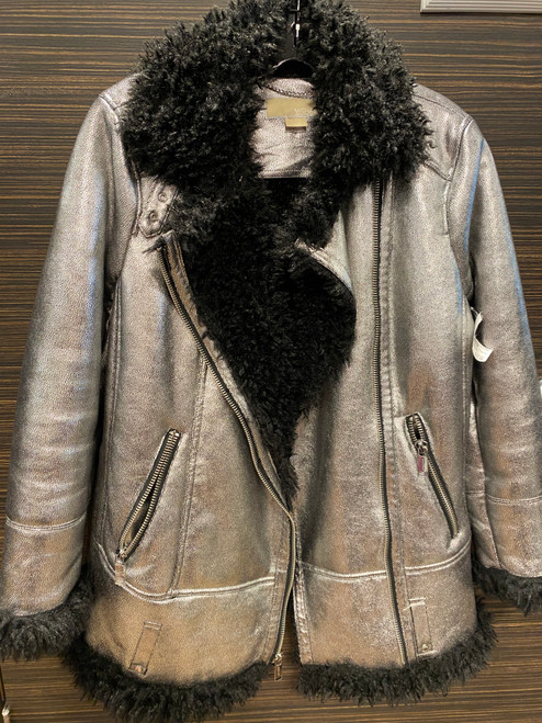 Vist Large View of Product Image Which is Used Michael Michael Kors Short HeavyCoat M-8/10