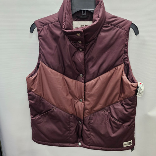Vist Large View of Product Image Which is Used The North Face Lightweight Vest M-8/10
