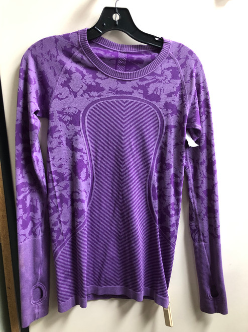 Vist Large View of Product Image Which is Used Lululemon Athletica Active Long Sleeve S-4/6