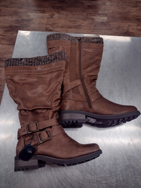 Vist Large View of Product Image Which is Used Torrid Tall Boots 9