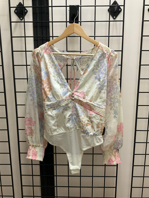Vist Large View of Product Image Which is Used Free People Long Sleeve Top P M-8/10