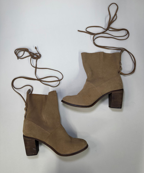 Vist Large View of Product Image Which is Used Toms Ankle Boots 8.5