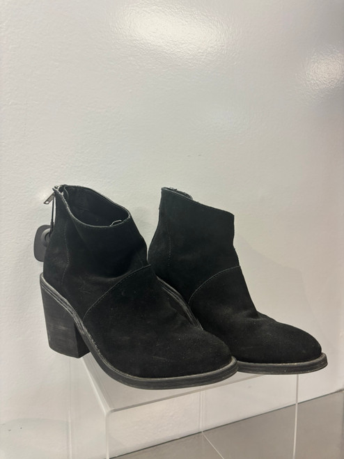 Vist Large View of Product Image Which is Used Steve Madden Ankle Boots 7.5