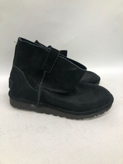 Vist Large View of Product Image Which is Used Ugg Australia Ankle Boots 7