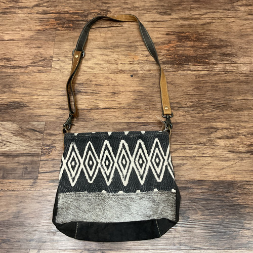 Vist Large View of Product Image Which is Used Myra Bags Small Handbag
