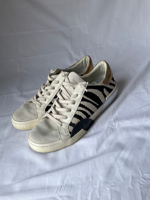 Vist Large View of Product Image Which is Used Dolce Vita Casual Shoes 8