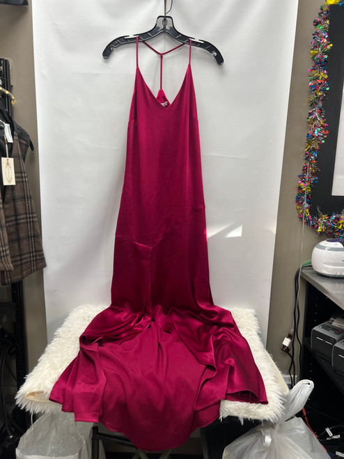 Vist Large View of Product Image Which is Used Halston Long Special Occ Dress S-4/6