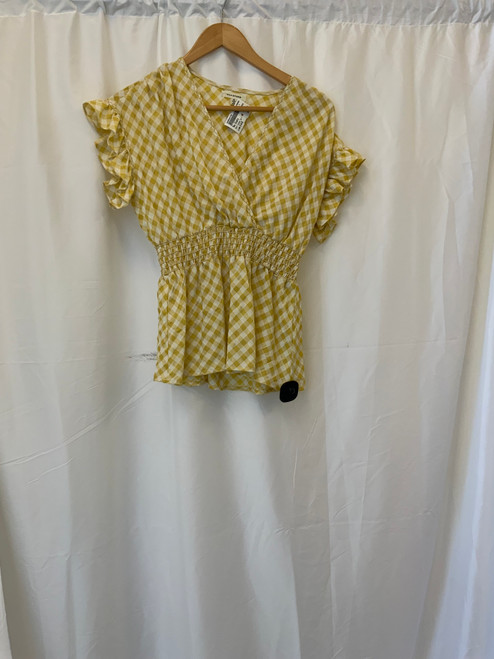 Vist Large View of Product Image Which is Used Max Studio Short Sleeve Top P S-4/6
