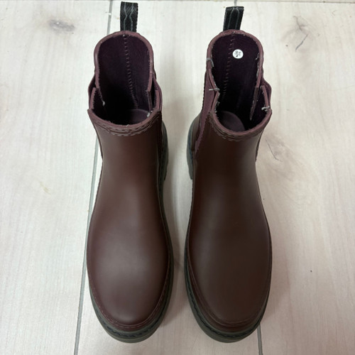 Vist Large View of Product Image Which is Used Hunter Ankle Boots 7