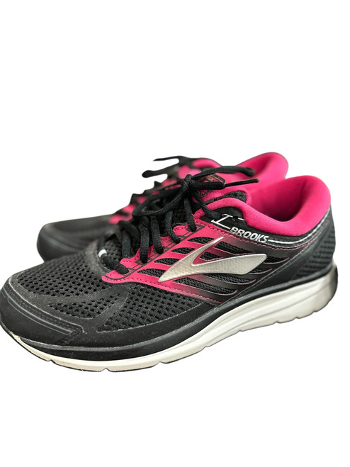 Vist Large View of Product Image Which is Used Brooks Performance Shoes 10