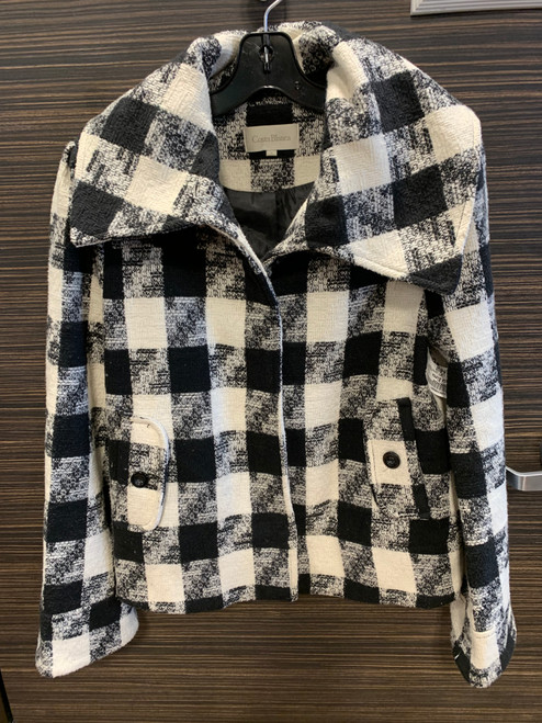 Vist Large View of Product Image Which is Used Costa Blanca Short Light Jacket M-8/10