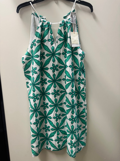 Vist Large View of Product Image Which is Used Skies Are Blue Tank Top S-4/6