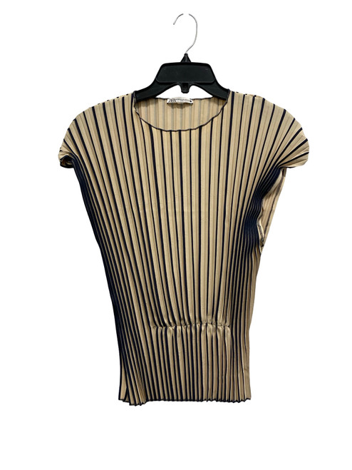 Vist Large View of Product Image Which is Used Zara Short Sleeve Top XS-0/2