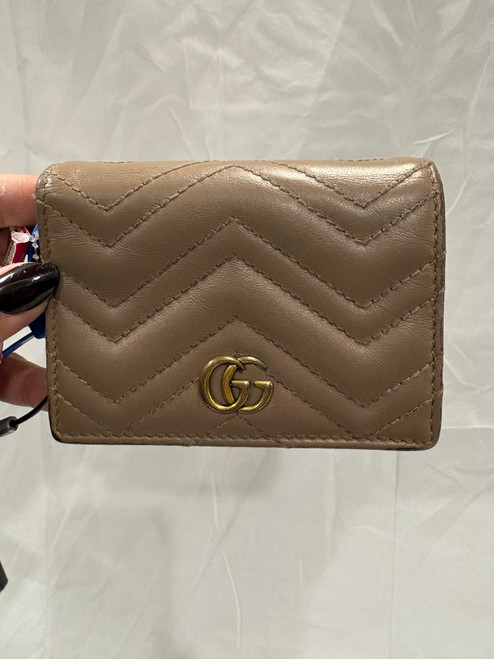 Vist Large View of Product Image Which is Used Gucci Leather Wallet