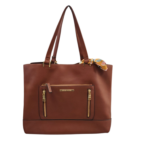 Vist Large View of Product Image Which is Used Steve Madden Xlarge Handbag