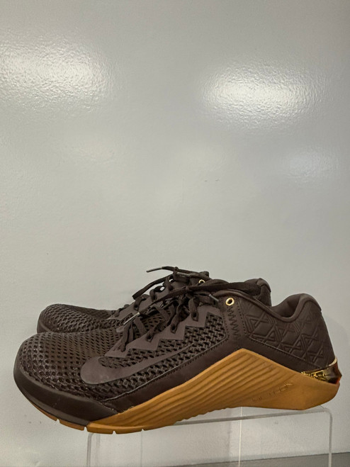 Vist Large View of Product Image Which is Used Nike Mens Casual Shoes 12