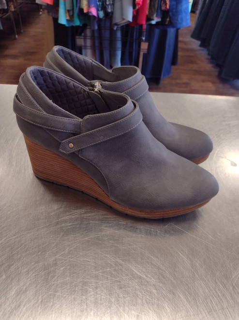 Vist Large View of Product Image Which is Used Dr. Scholls Ankle Boots 11