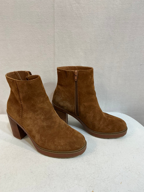 Vist Large View of Product Image Which is Used Crown Vintage Ankle Boots 8.5