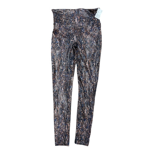 Vist Large View of Product Image Which is Used Spanx Active Active Leggings 8-29