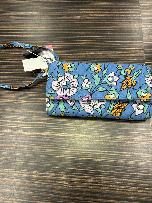 Vist Large View of Product Image Which is Used Vera Bradley Wallet