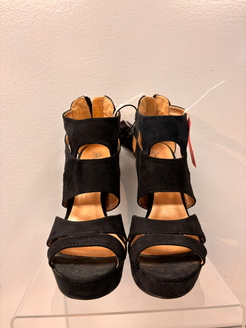 Vist Large View of Product Image Which is Used Qupid High Heels 7