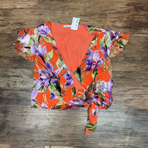 Vist Large View of Product Image Which is Used Alice + Olivia Short Sleeve Top M-8/10