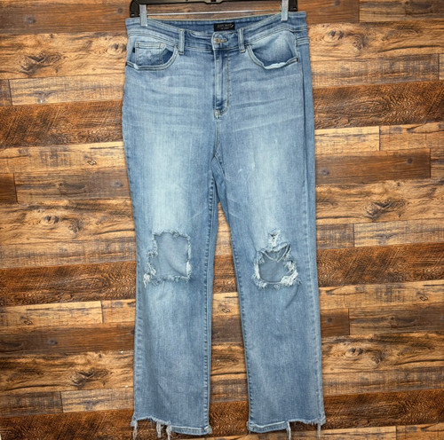 Used Judy Blue Denim 16-33 60129-S000512501 Vist Large View of Product Image Which is Used Judy Blue Denim 16-33