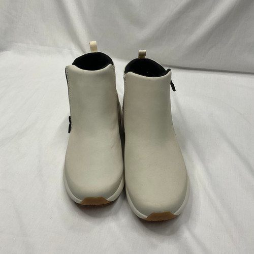 Vist Large View of Product Image Which is Used Abeo Performance Shoes 7