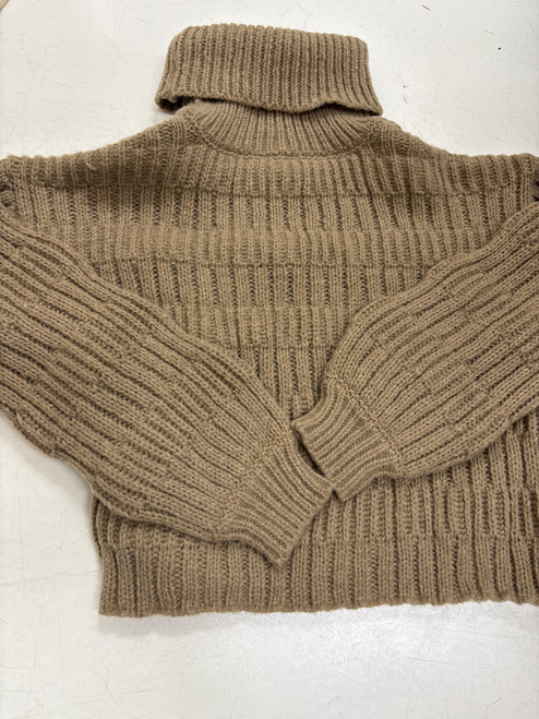 Used Unbranded Heavyweight Sweater M-8/10 60060-S000599121 Vist Large View of Product Image Which is Used Unbranded Heavyweight Sweater M-8/10
