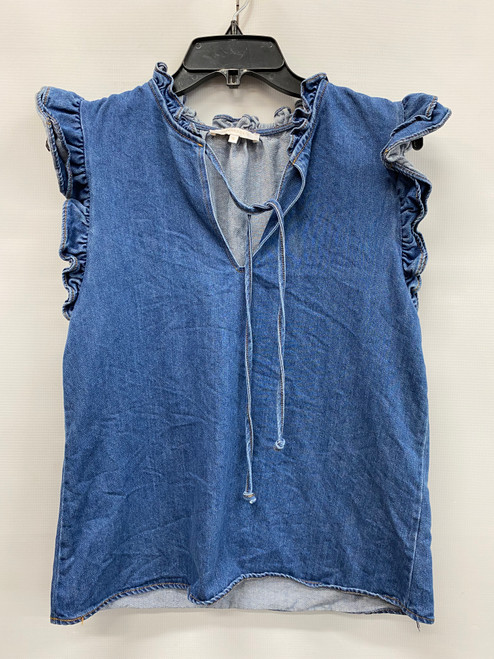 Vist Large View of Product Image Which is Used Olivaceous Sleeveless Top S-4/6