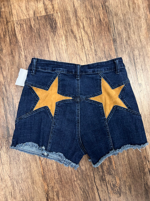 Vist Large View of Product Image Which is Used Unbranded Shorts 4-27