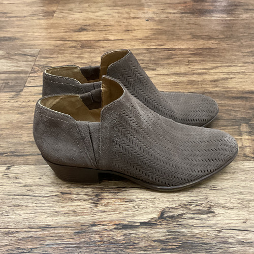 Vist Large View of Product Image Which is Used Lucky Brand Ankle Boots 9