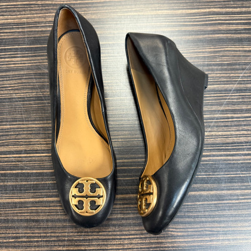 Vist Large View of Product Image Which is Used Tory Burch Low Heels 6.5