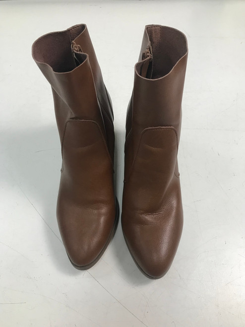 Vist Large View of Product Image Which is Used Universal Threads Ankle Boots 11