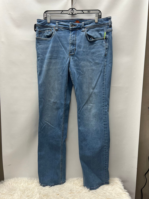 Vist Large View of Product Image Which is Used Tommy Bahama Mens Denim 33W