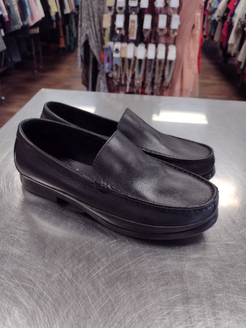 Vist Large View of Product Image Which is Used Croft & Barrow Mens Casual Shoes 9