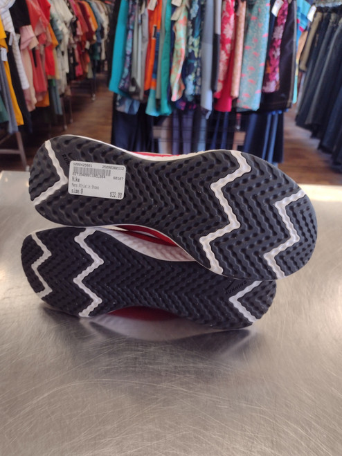 Vist Large View of Product Image Which is Used Nike Mens Athletic Shoes 9