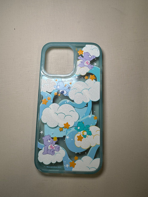 Vist Large View of Product Image Which is Used Unbranded Phone Case