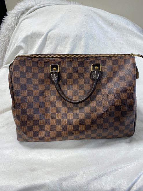 Vist Large View of Product Image Which is Used Louis Vuitton Small Leather Handbag
