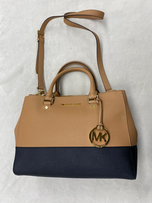 Vist Large View of Product Image Which is Used Michael Michael Kors Large Leather Handbag