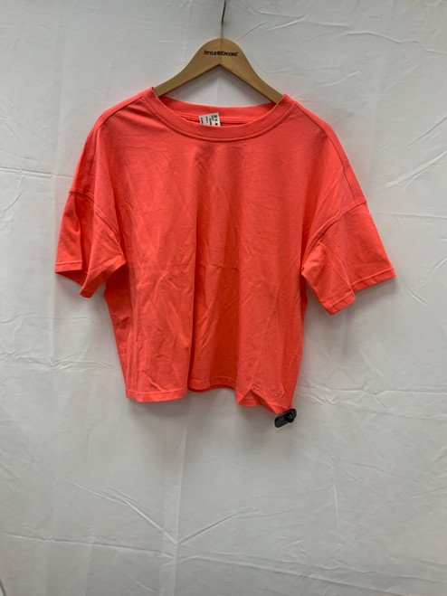 Vist Large View of Product Image Which is Used Calvin Klein Performance T-Shirt M-8/10