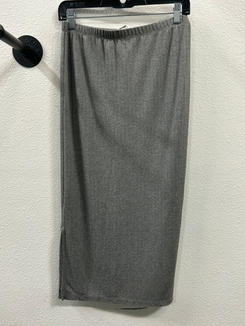 Vist Large View of Product Image Which is Used Unbranded Long Skirt 12-31