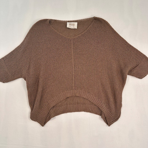 Vist Large View of Product Image Which is Used Brand Bazar Short Sleeve Top M-8/10