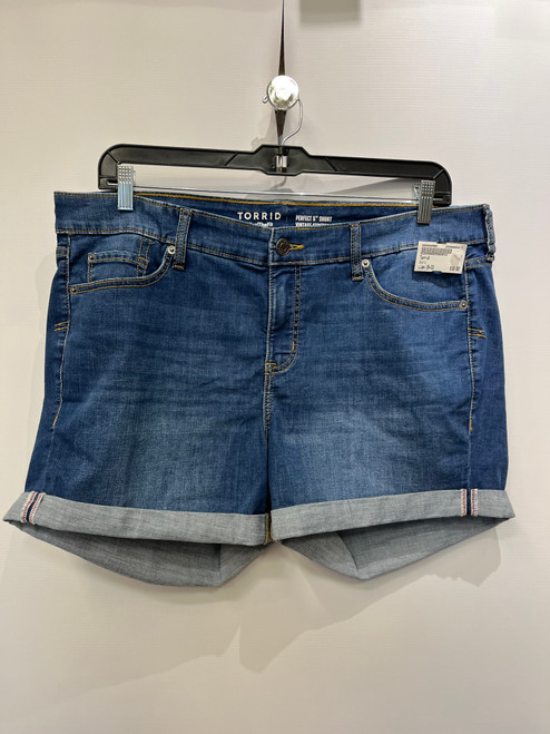 Vist Large View of Product Image Which is Used Torrid Shorts 16-33