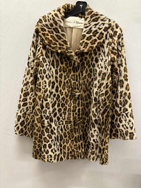 Vist Large View of Product Image Which is Used Graham & Spencer Short Light Jacket S-4/6