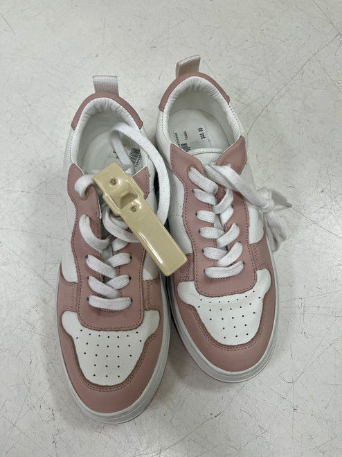 Vist Large View of Product Image Which is Used Gadol Casual Shoes 8