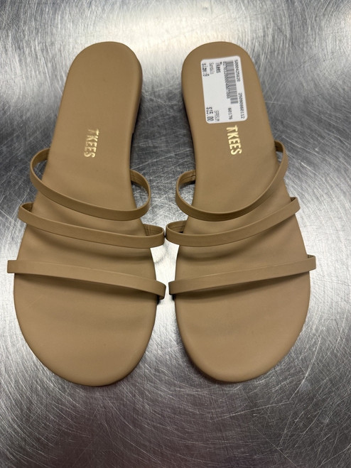 Vist Large View of Product Image Which is Used Tkees Sandals 9