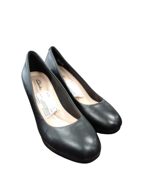 Vist Large View of Product Image Which is Used Clarks High Heels 7