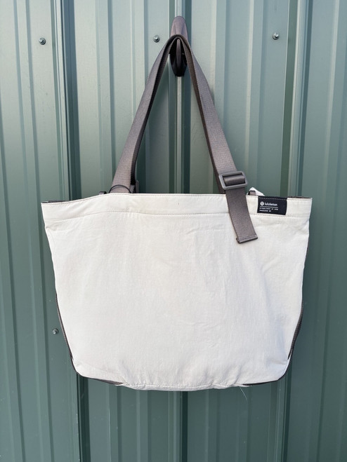 Vist Large View of Product Image Which is Used Lululemon Athletica Xlarge Handbag